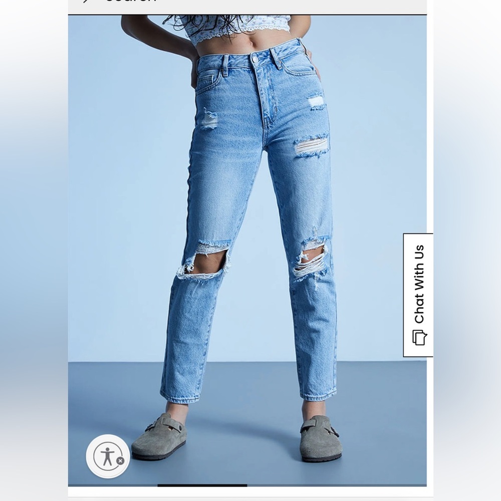PACSun NWT Eco Light Distressed Mom Jeans 26